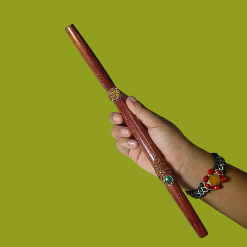 Tepy de Madera y Chonta : Armonía y Conexión Ancestral