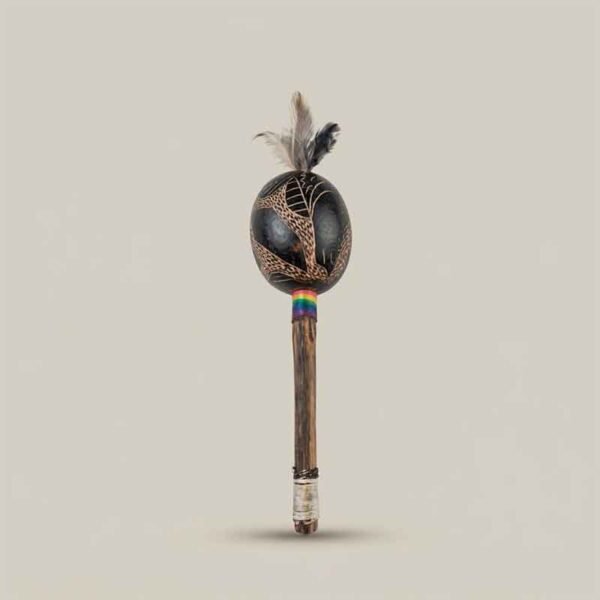 Maraca Ceremonial de Totumo con Grabados de Ayahuasca