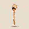 Maraca Ceremonial de Cuero y Palo Santo con Plumas y Cuarzo