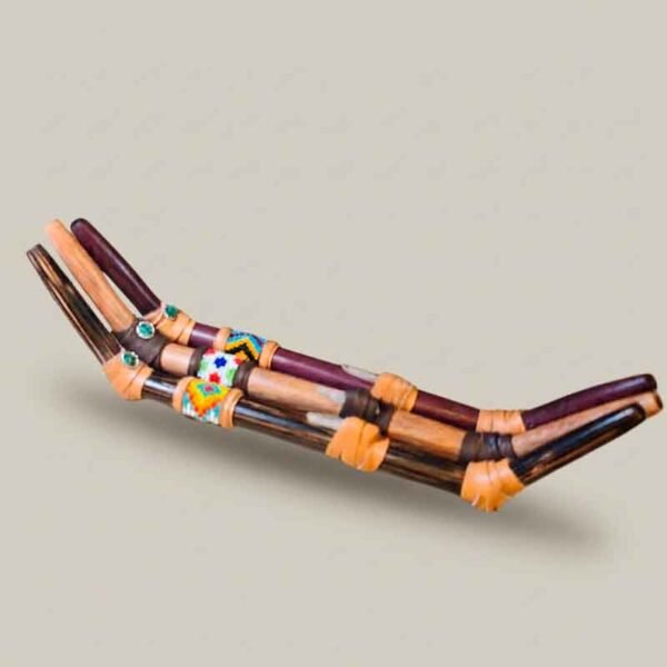 Tepy de Madera con Tejido en Mostacilla